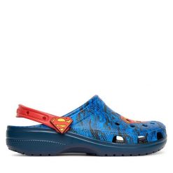 Klapki Crocs. Niebieskie klapki Crocs, bez wzorów, bez obcasa. Za 319.99 zł.