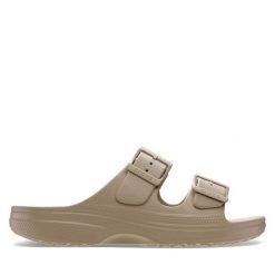 Klapki Crocs. Brązowe klapki Crocs, bez wzorów, bez obcasa. Za 169.99 zł.
