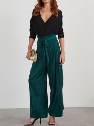 Milan Kiss Spodnie w kolorze morskim rozmiar: S. Niebieskie spodnie materiałowe Milan Kiss, s, bez wzorów, z materiału, z podwyższonym stanem. Za 152.99 zł.