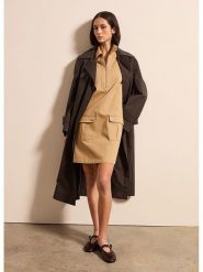 STEFANEL Sukienka w kolorze karmelowym rozmiar: M. Brązowe sukienki Stefanel, m, bez wzorów, bez kołnierzyka, bez ramiączek, mini. Za 260.99 zł.