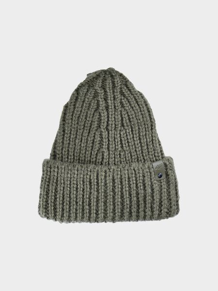 4F Czapka beanie damska - zielona S. Zielone czapki 4f, bez wzorów, z dzianiny. Za 59.99 zł.