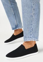 Czarne Wsuwane Tenisówki Materiałowe Kalaiya. Czarne trampki Born2be, bez wzorów, z jeansu, bez zapięcia. Za 34.99 zł.