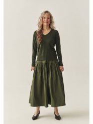TATUUM Kaszmirowy sweter w kolorze khaki rozmiar: M. Brązowe swetry Tatuum, m, bez wzorów, z kaszmiru, bez ramiączek. Za 364.95 zł.