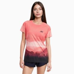 Damska koszulka oddychająca do biegania ADVENTURE. Brązowe koszulki sportowe BODYCROSS, bez wzorów, z materiału, bez ramiączek, do biegania. W wyprzedaży za 193.99 zł.