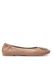 Tory Burch Baleriny Claire 156309 Beżowy. Brązowe baleriny Tory Burch, bez wzorów, ze skóry, bez obcasa. Za 939.99 zł.