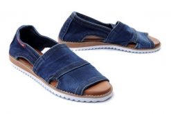 ARTIKER RELAKS 40C290 jeans, sandały damskie. Niebieskie sandały Artiker Relaks, bez wzorów, z jeansu, bez obcasa, bez zapięcia. Za 244.90 zł.