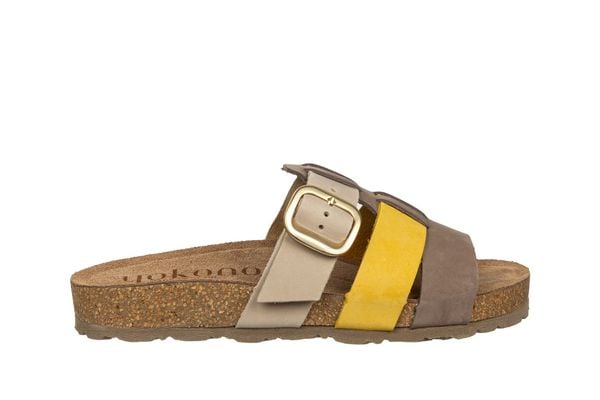 Klapki Yokono Jerba-137 Nobuck Multi Citron, Wielokolorowy, Skóra naturalna - 37. Żółte klapki Yokono, bez wzorów, z materiału, bez obcasa, na płaskiej podeszwie. W wyprzedaży za 169.00 zł.