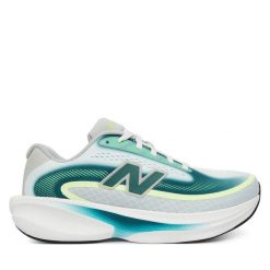 Buty do biegania New Balance. Zielone obuwie sportowe New Balance, bez zapięcia, do biegania. Za 649.99 zł.
