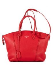 Louis Vuitton Skórzana torebka w kolorze czerwonym - 27 x 21 x 12 cm rozmiar: onesize. Czerwone torby na ramię Louis Vuitton, bez wzorów, z materiału, przez ramię, bez dodatków. Za 7,647.99 zł.