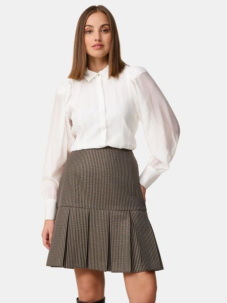 TAIFUN Bluzka w kolorze białym rozmiar: 36. Białe bluzki Taifun, bez wzorów, bez kołnierzyka, bez ramiączek. Za 122.38 zł.