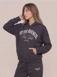 Dresowa bluza hoodie loose fit z napisem - szary. Szare bluzy Sinsay, l, bez wzorów, z dresówki, bez kaptura. Za 39.99 zł.