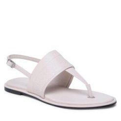 Sandały Calvin Klein. Sandały Calvin Klein, bez wzorów, bez obcasa, na płaskiej podeszwie, bez zapięcia. Za 389.99 zł.