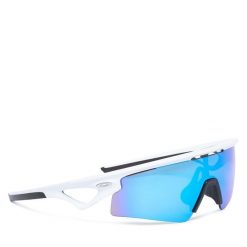 Okulary przeciwsłoneczne Oakley. Białe okulary przeciwsłoneczne Oakley, bez wzorów. Za 999.99 zł.