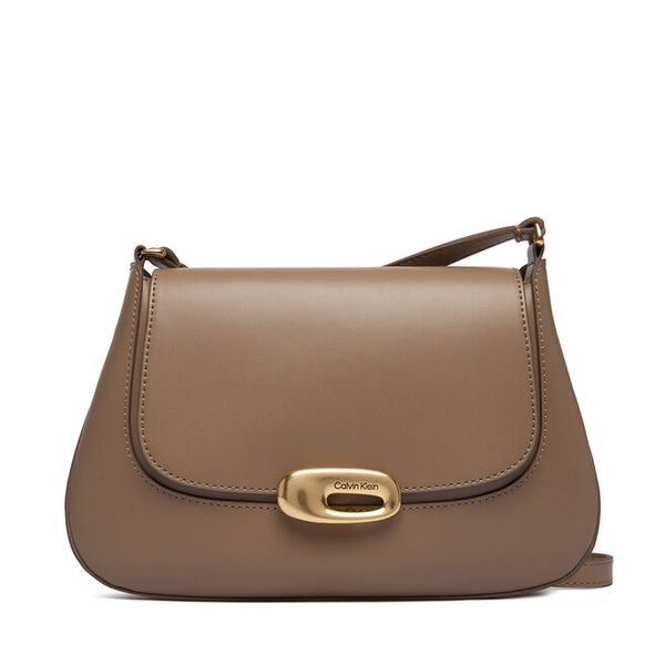 Torebka Calvin Klein. Brązowe listonoszki Calvin Klein, bez wzorów, bez dodatków. Za 649.99 zł.