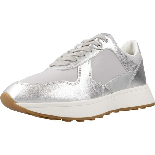 Buty GEOX D AMABEL Srebrny. Szare trekkingi Geox, ze skóry, trekkingowe. Za 299.99 zł.