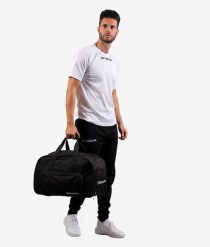 Torba sportowa Givova Palestra czarna. Czarne torby na ramię Givova, bez wzorów, z poliesteru, sportowe, na ramię, bez dodatków. Za 177.99 zł.