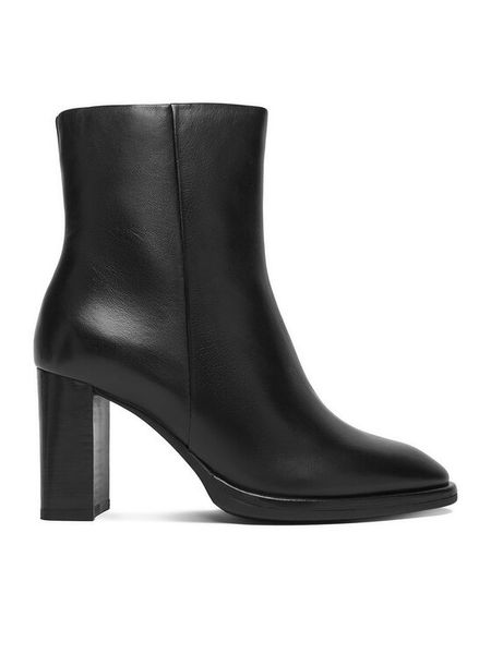 GINO ROSSI Botki EO-LORA-0121991 Czarny. Czarne botki Gino Rossi, bez wzorów, ze skóry, bez obcasa, na słupku, bez zapięcia. Za 289.99 zł.