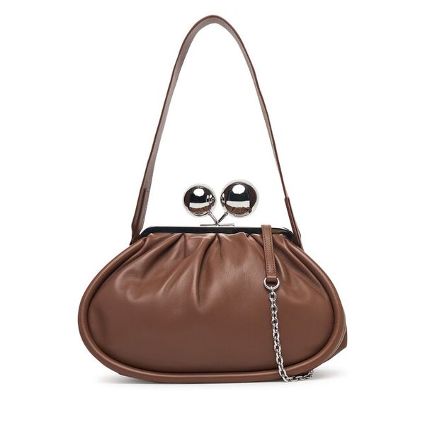 Torebka Weekend Max Mara. Brązowe torebki klasyczne Weekend Max Mara, bez wzorów, bez dodatków. Za 2,084.00 zł.
