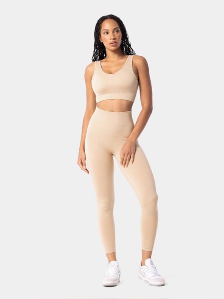 Carpatree Legginsy sportowe "Simply" w kolorze beżowym rozmiar: L. Brązowe legginsy Carpatree, l, bez wzorów, z materiału, z podwyższonym stanem, outdoorowe. Za 158.10 zł.