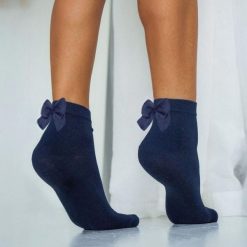 Skarpetki damskie z kokardą rypsową 742 granat. Niebieskie skarpety Milena, bez wzorów, z bawełny. Za 15.00 zł.
