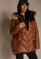 Brązowa Trapezowa Kurtka z Pikowanymi Przeszyciami i Kapturem z Odpinanym Futrem Deoiala. Brązowe kurtki narciarskie Renee, l, bez wzorów, z polaru, narciarskie. Za 159.99 zł.