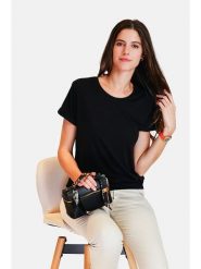 Le Jardin du Lin Koszulka w kolorze czarnym rozmiar: 42. Czarne bluzki Le jardin du lin, bez wzorów, bez kołnierzyka, bez ramiączek. Za 65.99 zł.