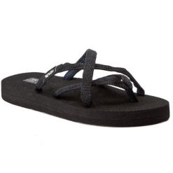 Japonki Teva. Czarne klapki Teva, bez wzorów, bez obcasa. Za 129.99 zł.