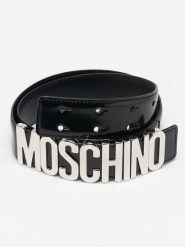 Moschino Skórzany pasek w kolorze czarnym rozmiar: 40. Czarne paski MOSCHINO, bez wzorów, z materiału. Za 303.45 zł.