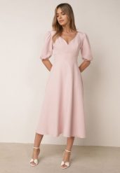 Różowa Elegancka Sukienka z Bufiastymi Rękawami i Wiązaniem na Plecach Zeepy. Czerwone sukienki Born2be, l, bez wzorów, eleganckie, bez kołnierzyka, bez ramiączek, midi, dopasowane. Za 249.99 zł.