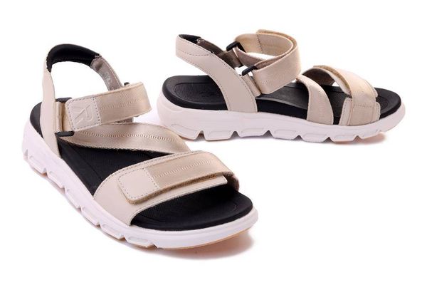 RIEKER Revolution V8406-60 beige, sandały damskie. Brązowe sandały Rieker, bez wzorów, bez obcasa, bez zapięcia. Za 209.94 zł.