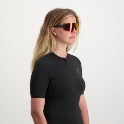 Okulary przeciwsłoneczne BBB Cycling FullView HC. Czerwone okulary przeciwsłoneczne BBB CYCLING, bez wzorów, sportowe. Za 514.00 zł.