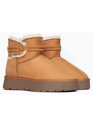 ISLAND BOOT Botki zimowe "Keorgie" w kolorze jasnobrązowym rozmiar: 38. Brązowe botki Island Boot, na zimę, bez wzorów, z materiału, bez obcasa, na platformie, bez zapięcia. Za 157.73 zł.
