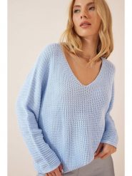 Happiness Istanbul Sweter w kolorze błękitnym rozmiar: onesize. Niebieskie swetry Happiness Istanbul, bez wzorów, bez ramiączek. Za 83.22 zł.