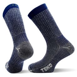 Skarpety sportowe z wełny Merino Teko ecoHIKE Light Half Cushion 2.0. Niebieskie skarpety TEKO, bez wzorów, z nylonu. Za 66.99 zł.