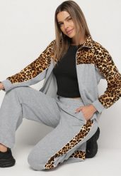 Szary Komplet Dresowy Bluza ze Stójką i Szerokie Spodnie w Panterkę Savorre. Szare bluzy Born2be, l, bez wzorów, z dresówki, bez kaptura. Za 79.99 zł.