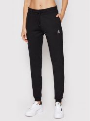 Le Coq Sportif Spodnie dresowe 2210517 Czarny Regular Fit. Czarne spodnie dresowe Le Coq Sportif, xl, bez wzorów, z bawełny. Za 189.99 zł.