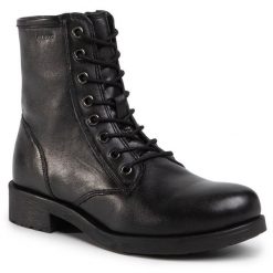 Botki Geox. Czarne botki Geox, bez wzorów, bez obcasa, na płaskiej podeszwie, bez zapięcia. Za 519.99 zł.