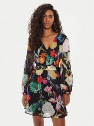 Guess Sukienka letnia Farrah W3GK81 WCWF2 Kolorowy Regular Fit. Sukienki Guess, na lato, s, z aplikacjami, z syntetyku, bez kołnierzyka, bez ramiączek. Za 399.99 zł.