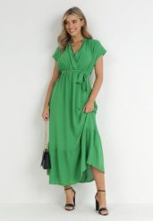 Zielona Sukienka Maxi Wiązana W Pasie z Gumką w Talii Vynyndu. Zielone sukienki Born2be, l, bez wzorów, bez kołnierzyka, bez ramiączek, maxi, kopertowe. Za 79.99 zł.