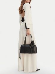 GINO ROSSI Torebka C-LDA8017A Czarny. Czarne torebki klasyczne Gino Rossi, bez wzorów, z materiału, bez dodatków. Za 249.99 zł.