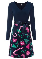 Sukienka mini w fasonie o linii litery A. Niebieskie sukienki bonprix, z aplikacjami, bez kołnierzyka, bez ramiączek, mini. Za 139.99 zł.