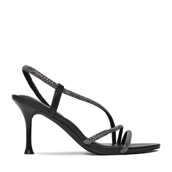 Sandały JENNY. Czarne sandały Jenny, bez wzorów, bez obcasa, na szpilce, bez zapięcia. Za 139.99 zł.