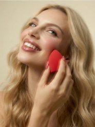 Zestaw gąbek i puszków do makijażu - wielobarwny. Zestawy Sinsay. Za 12.99 zł.