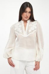 Bluzka damska z haftem TWINSET. Bluzki Twinset Milano, bez wzorów, bez kołnierzyka, bez ramiączek. Za 1,209.00 zł.