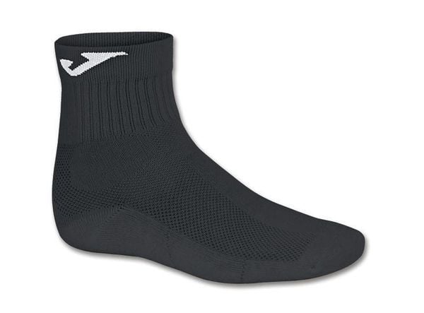Skarpety sportowe średnie Joma. Czarne skarpety Joma, bez wzorów, z bawełny. Za 28.99 zł.