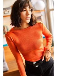 Trendyol Koszulka w kolorze pomarańczowym rozmiar: onesize. Pomarańczowe bluzki Trendyol, bez wzorów, z bawełny, bez kołnierzyka, bez ramiączek. Za 48.28 zł.