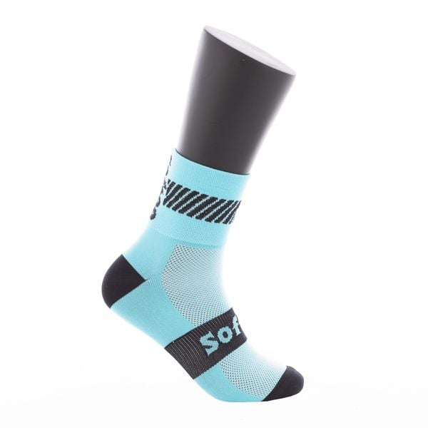 Skarpetki Softee Walk Media. Czerwone skarpety SOFTEE, bez wzorów, z elastanu. Za 122.99 zł.