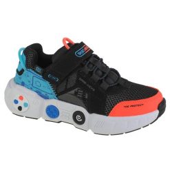 Kapcie SKECHERS 402260L Czarny. Białe obuwie domowe Skechers, bez wzorów, z syntetyku, bez zapięcia. Za 263.00 zł.