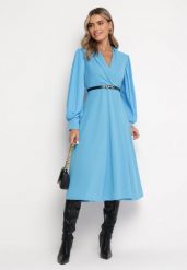 Niebieska Sukienka Rozkloszowana z Paskiem Aidyn. Niebieskie sukienki Born2be, na imprezę, bez wzorów, eleganckie, bez kołnierzyka, bez ramiączek, midi, kopertowe. Za 129.99 zł.