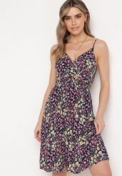 Granatowa Sukienka z Wiskozy w Drobne Kwiatki z Regulowanymi Ramiączkami i Gumką w Talii Wiadina. Niebieskie sukienki Born2be, na co dzień, na lato, l, bez wzorów, z wiskozy, eleganckie, bez kołnierzyka, bez ramiączek, mini. Za 49.99 zł.